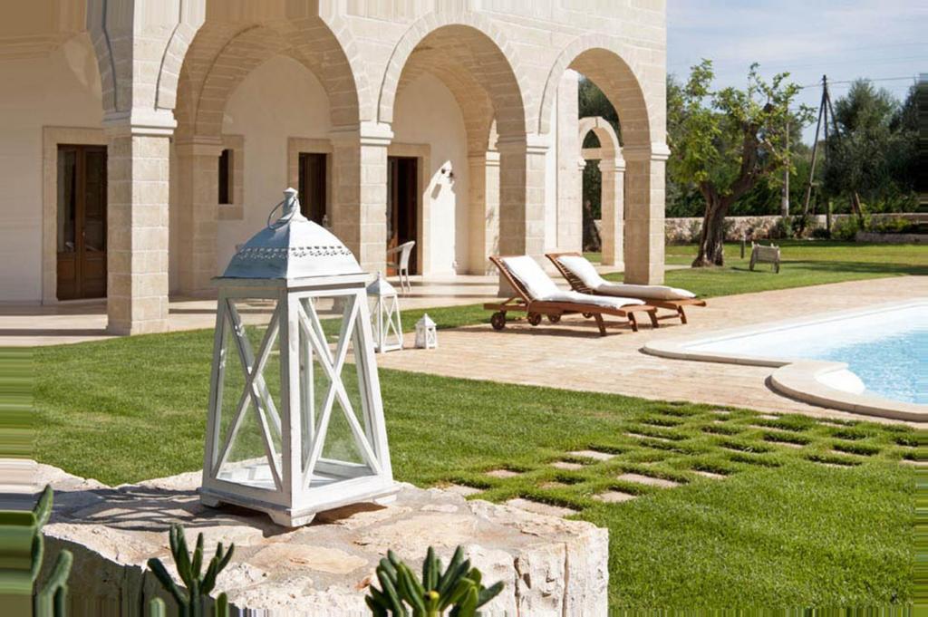 Donna Lucrezia Pezze Di Greco Exterior foto